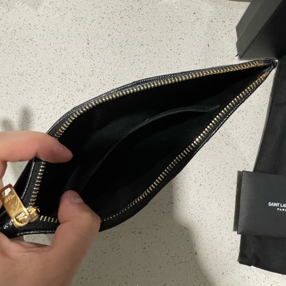 YSL Pouch Monogramme - Picture 4 of 5